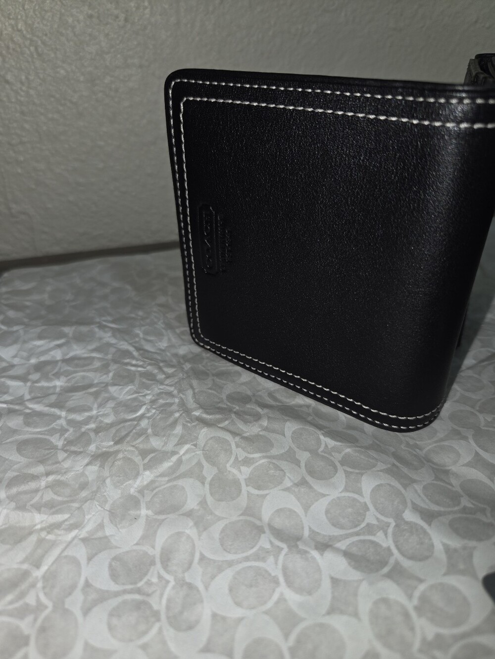 NWT Coach Wallet - Picture 3 of 5